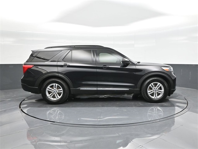 2021 Ford Explorer XLT photo 23