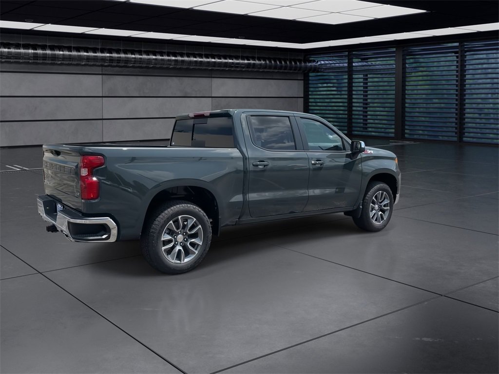 2025 Chevrolet Silverado 1500 LT photo 8