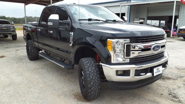 2017 Ford F-250 Super Duty XLT's photo