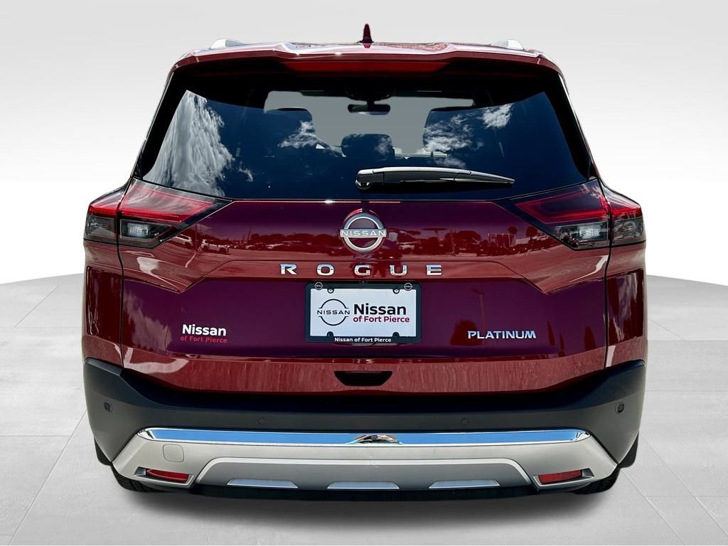 2023 Nissan Rogue Platinum photo 4