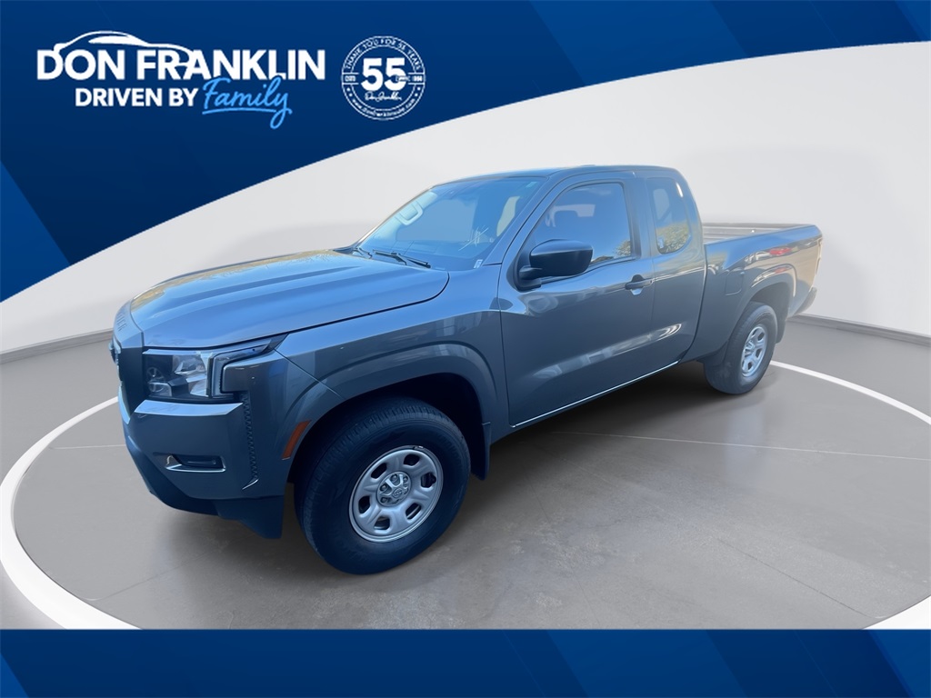 2023 Nissan Frontier S's photo