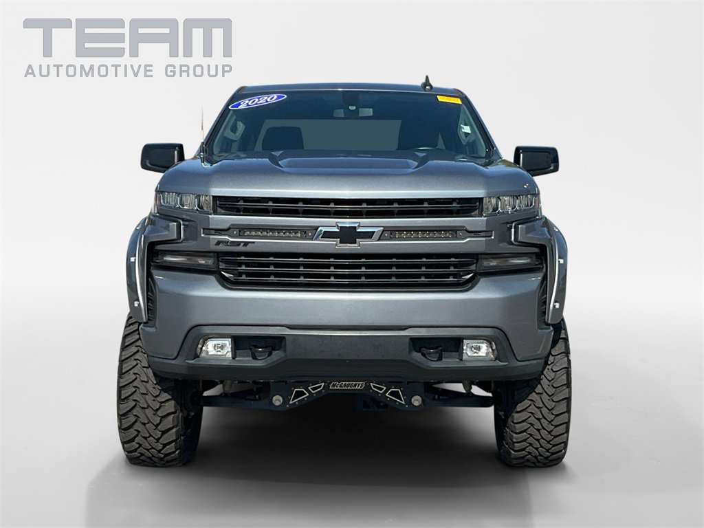 2020 Chevrolet Silverado 1500 RST photo 2