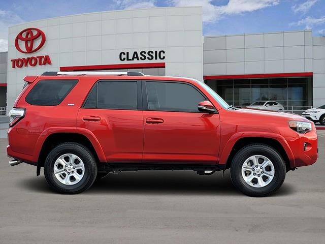 2022 Toyota 4Runner SR5 Premium photo 3