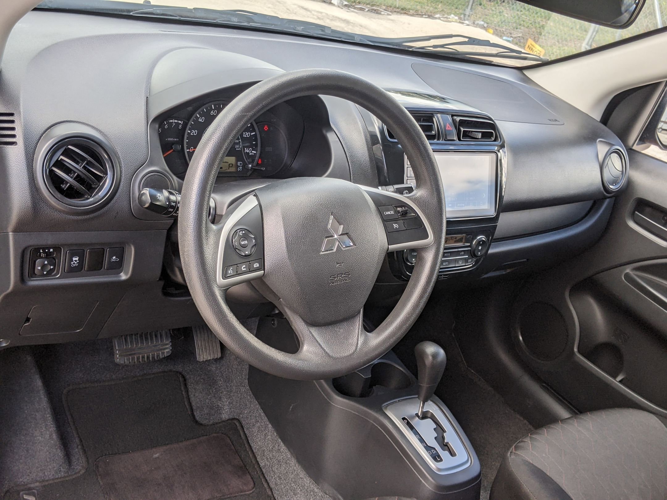 2021 Mitsubishi Mirage ES photo 10