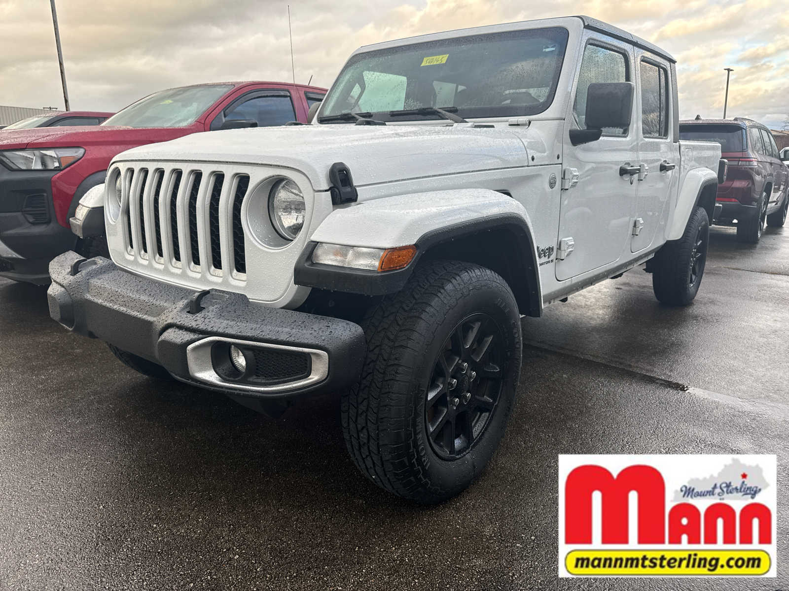 2023 Jeep Gladiator Overland's photo