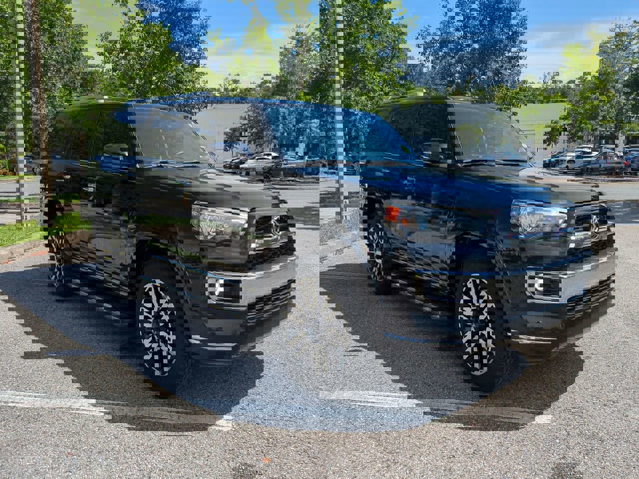 2018 Toyota 4Runner Limited photo 3