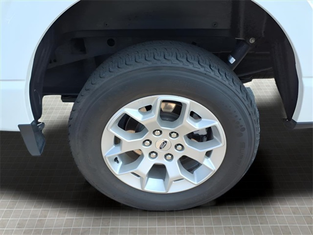 2023 Ford F-150 XLT photo 4