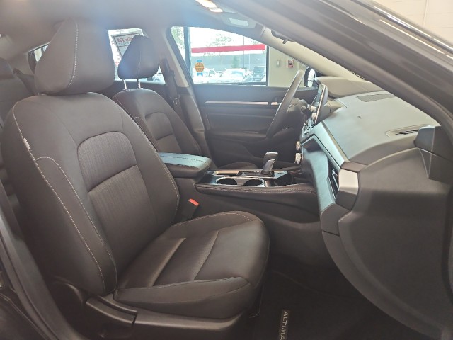 Used 2023 BLACK Nissan 2.5 SV image 14