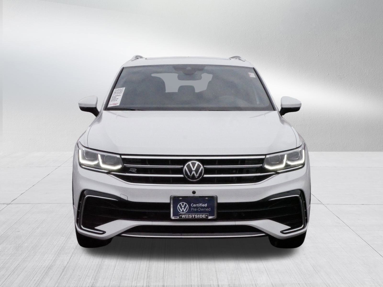 2024 Volkswagen Tiguan SEL R-Line Black photo 2
