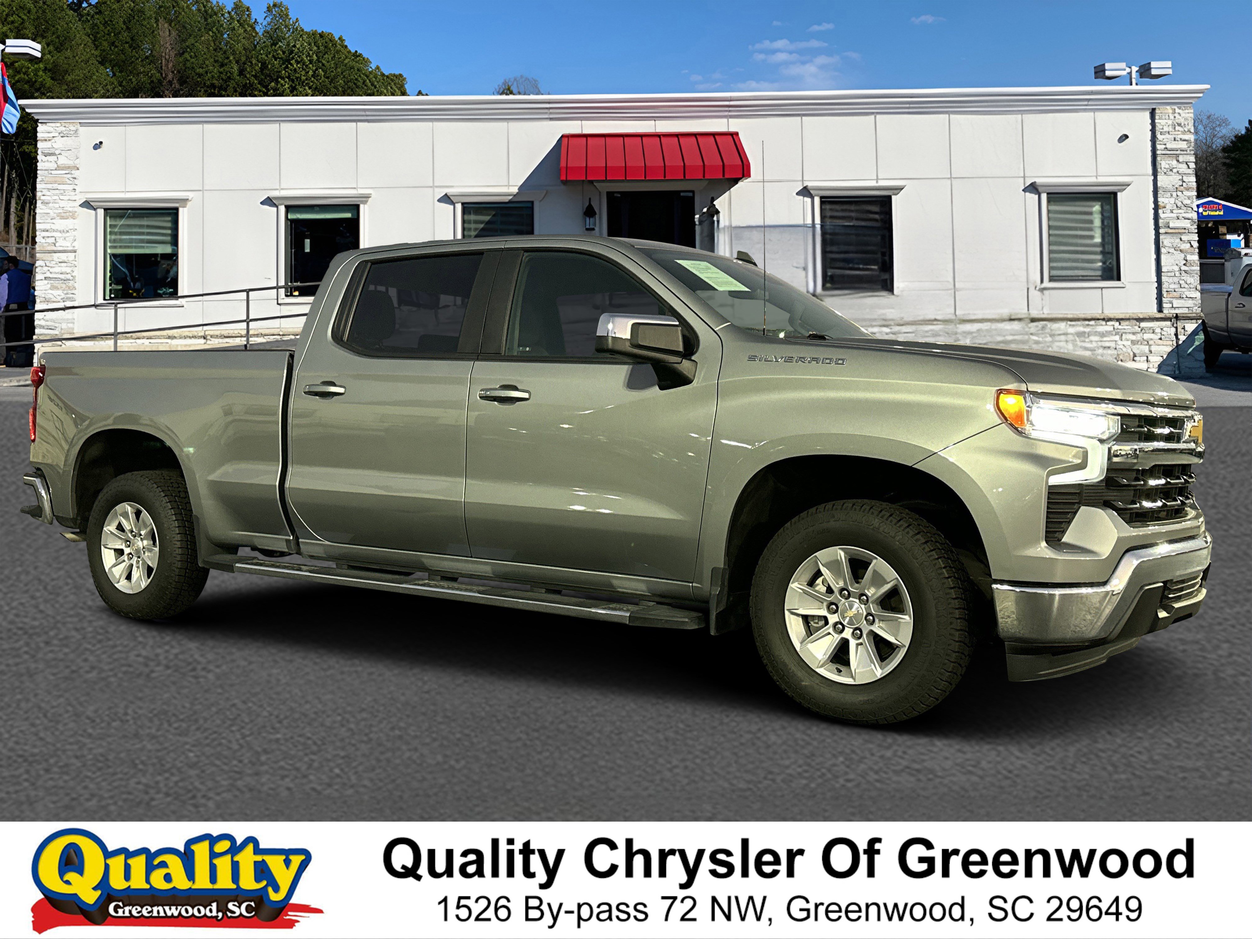 2024 Chevrolet Silverado 1500 LT's photo