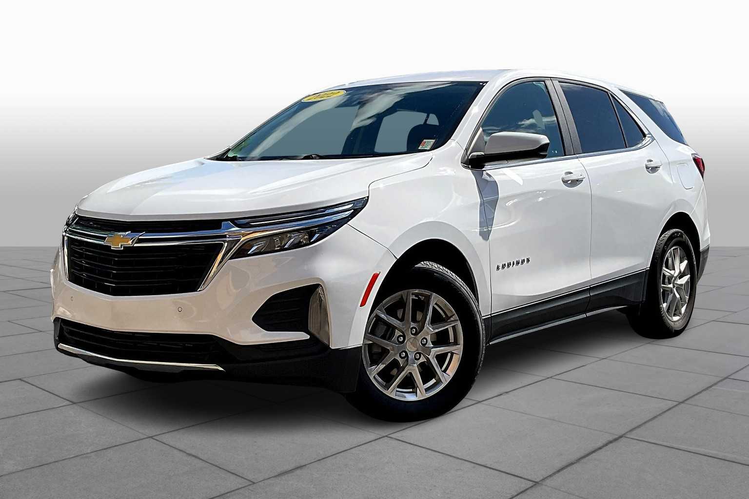 2022 Chevrolet Equinox LT's photo