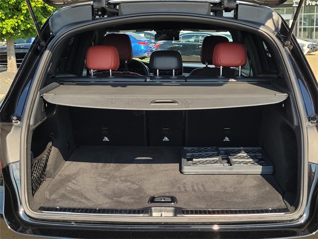 2022 Mercedes Benz GLC 300 photo 7