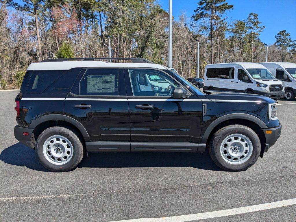 2025 Ford Bronco Sport Heritage photo 2