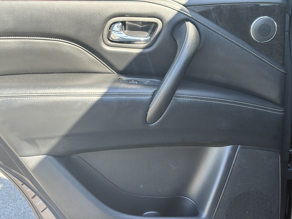 2024 Infiniti QX80 Luxe photo 24