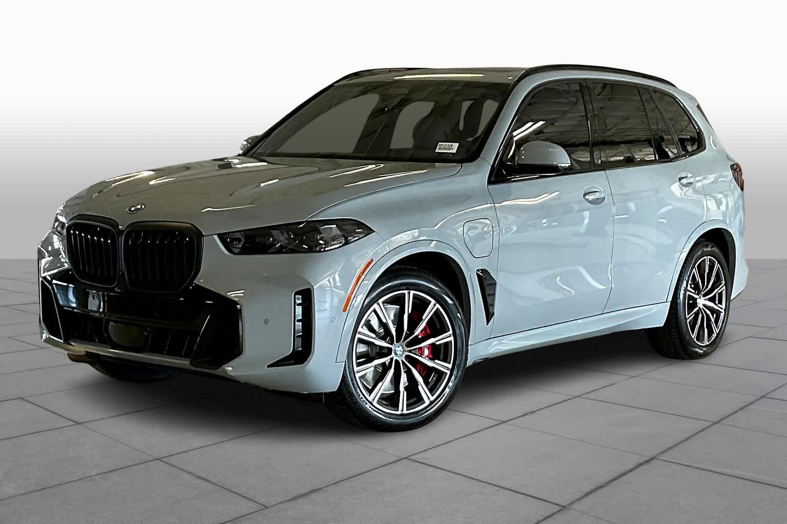New 2025 BMW X5 xDrive50e SUV in Arlington #S9Y21625 | BMW of Arlington