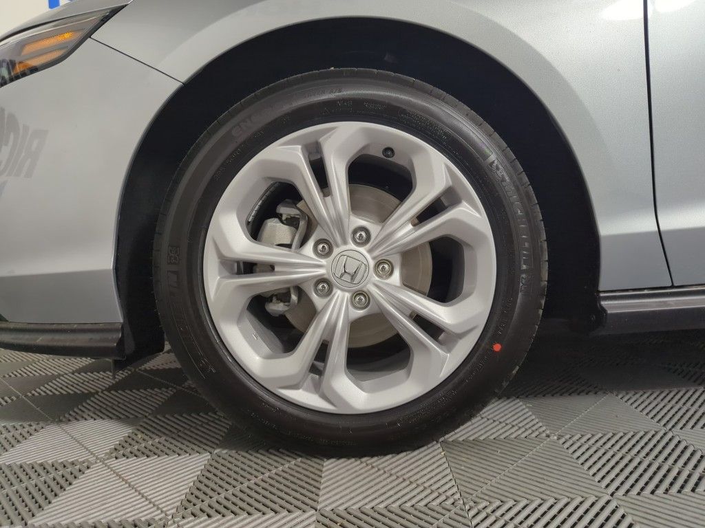 2025 Honda Accord LX 1.5T photo 10