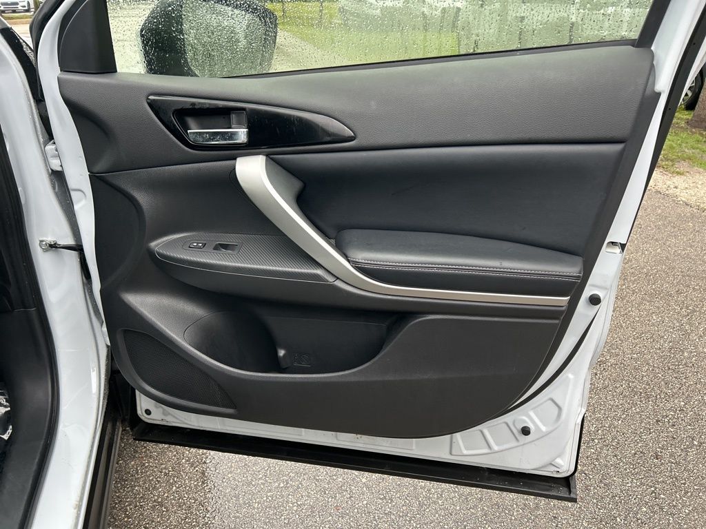2024 Mitsubishi Eclipse Cross SE photo 34