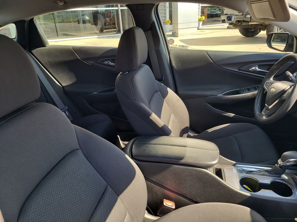 2024 Chevrolet Malibu 1LT photo 26