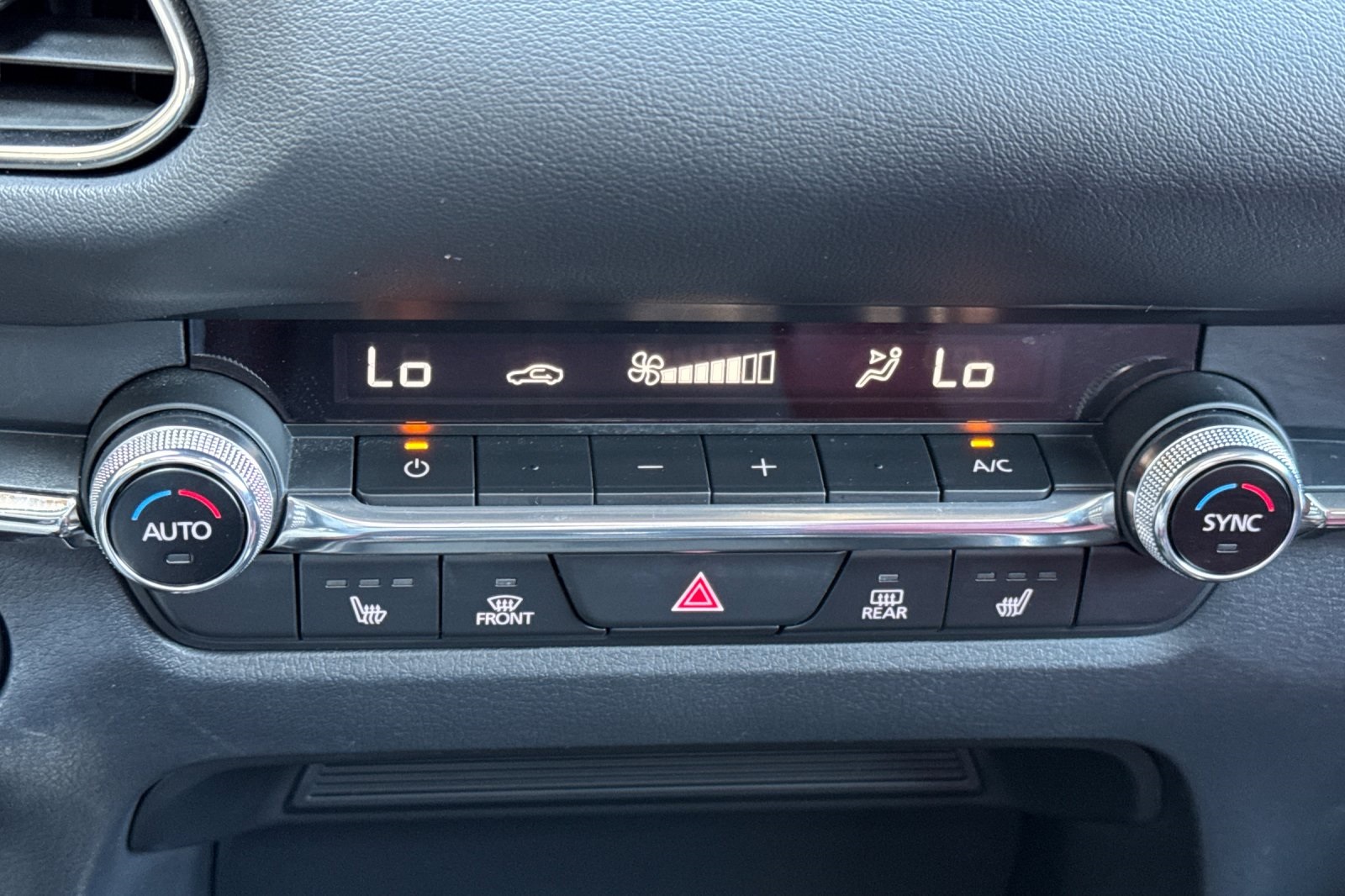 2022 Mazda CX-30 2.5 S Carbon photo 18