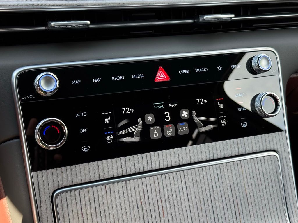 2025 Genesis GV80 3.5T Prestige photo 33