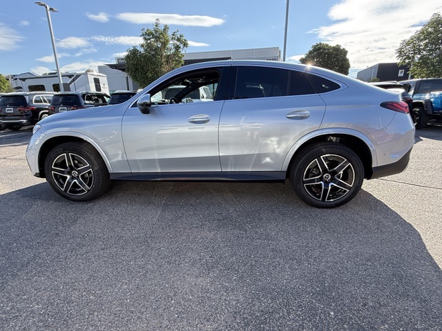 2026 Mercedes Benz GLC 300 4MATIC photo 2
