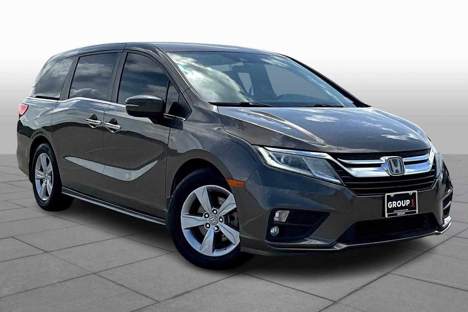 2019 Honda Odyssey EX photo 2