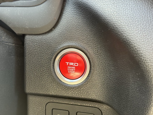 2022 Toyota Tundra SR5 photo 16