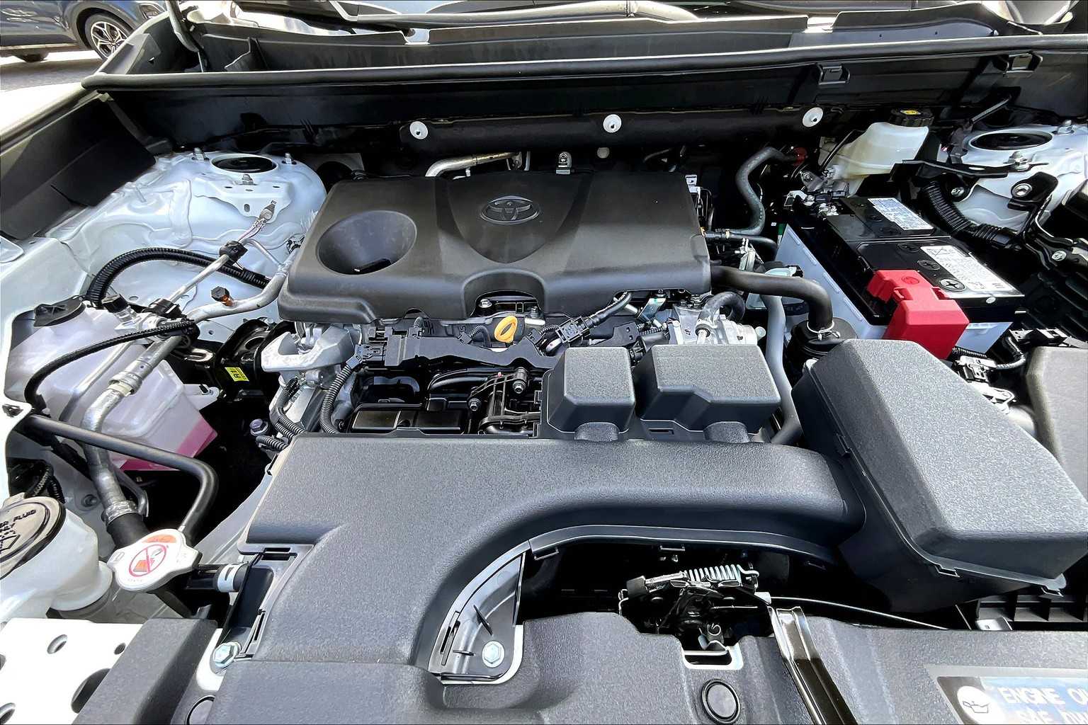 2025 Toyota RAV4 XLE photo 29