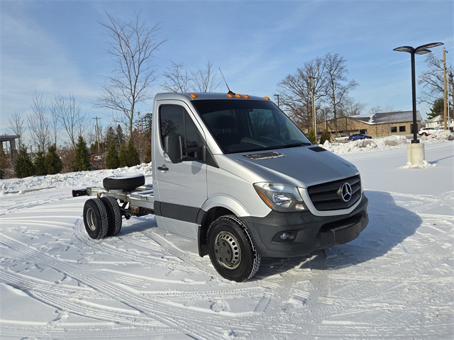 2017 Mercedes-Benz Sprinter Cab Chassis Base's photo