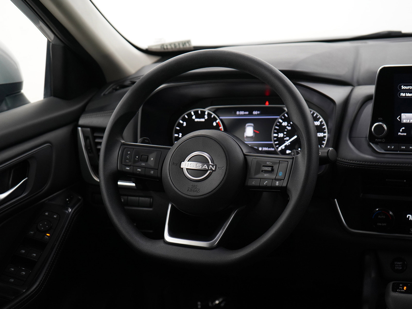 2024 Nissan Rogue SV photo 12