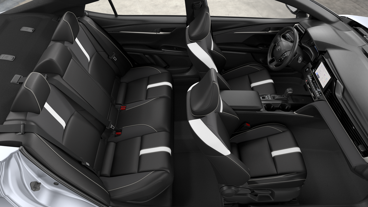 2025 Toyota Camry SE photo 15