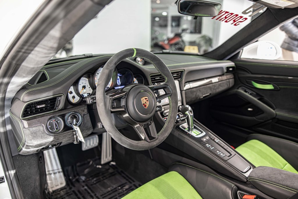 2019 PORSCHE 911 - Image 22