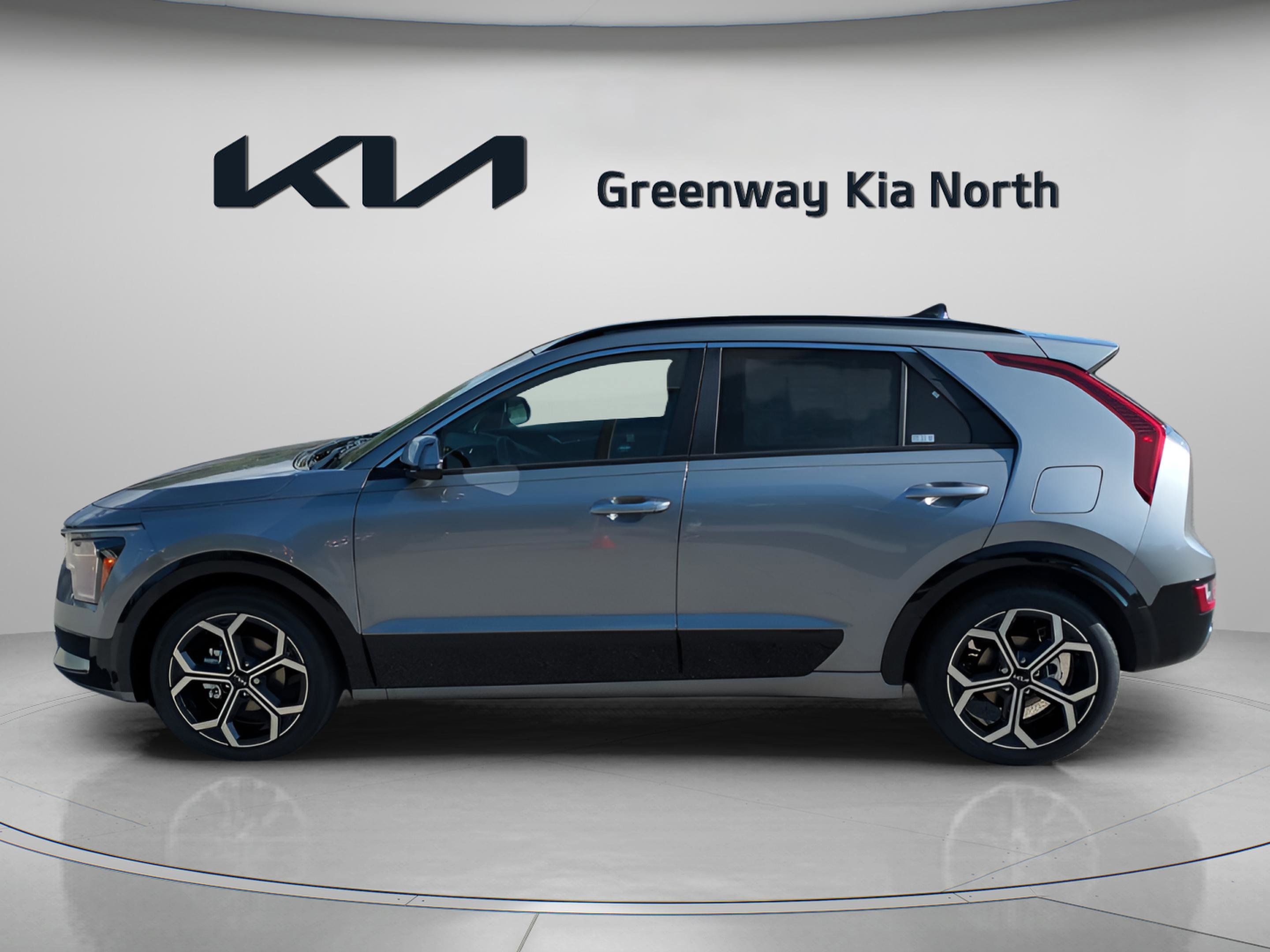 2025 Kia Niro SX Touring photo 4