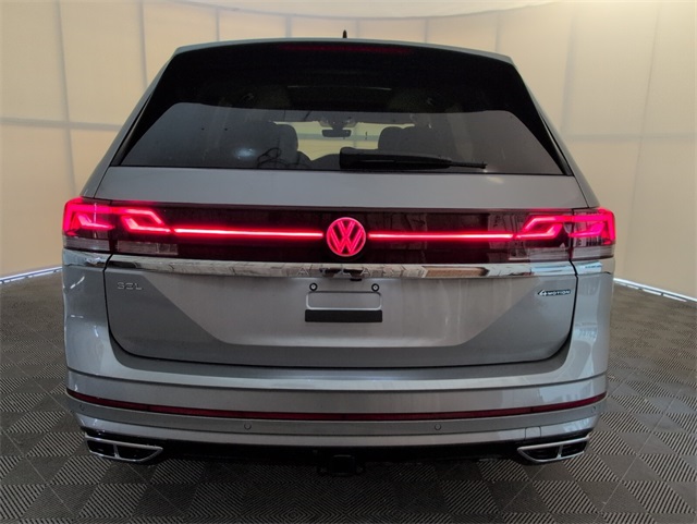 2026 Volkswagen Atlas SEL Premium R-Line photo 9