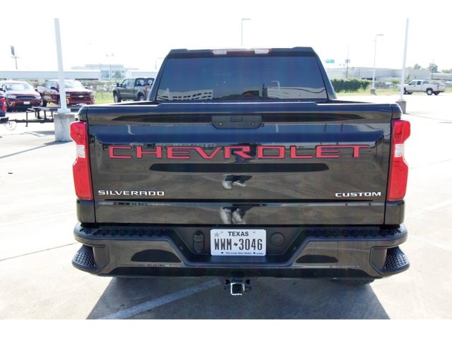 2021 Chevrolet Silverado Custom photo 4