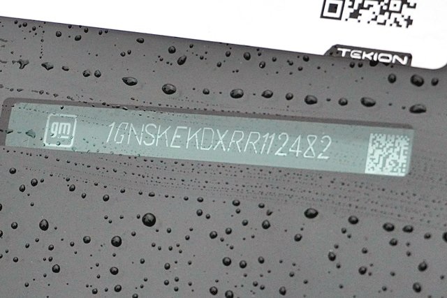 Used 2024 White Chevrolet RST image 33