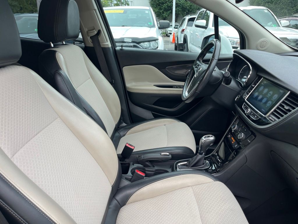 2021 Buick Encore Preferred photo 27