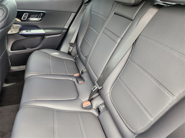 2026 Mercedes Benz GLC 350e 4MATIC photo 11