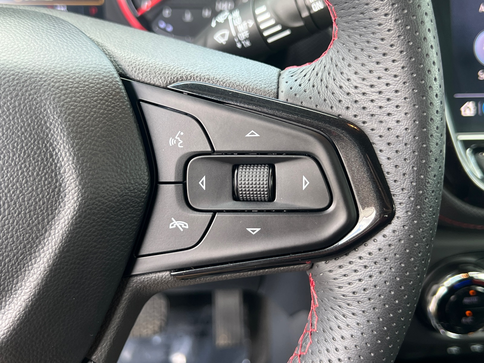 2022 Chevrolet Trailblazer RS photo 16