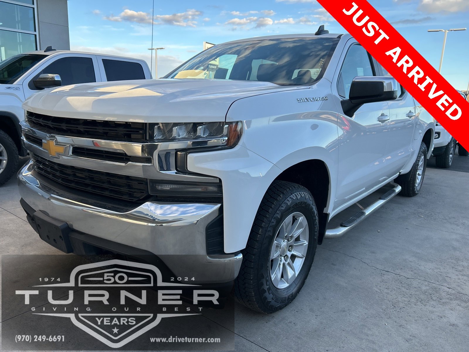 2020 Chevrolet Silverado 1500 LT photo 4