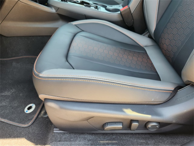 2025 Subaru Crosstrek Limited photo 17