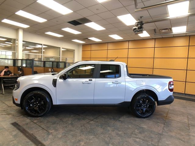 2025 Ford Maverick Lariat photo 4