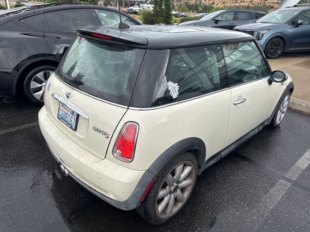 2006 Mini Cooper Base photo 3