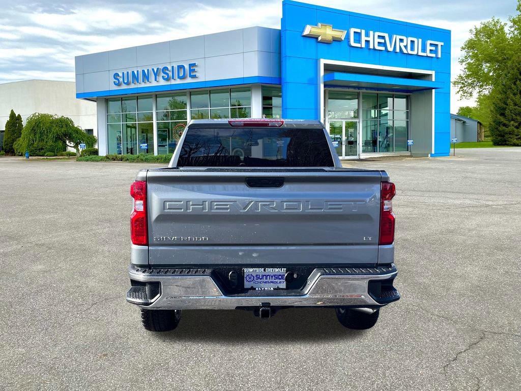 2026 Chevrolet Silverado 1500 LT photo 3