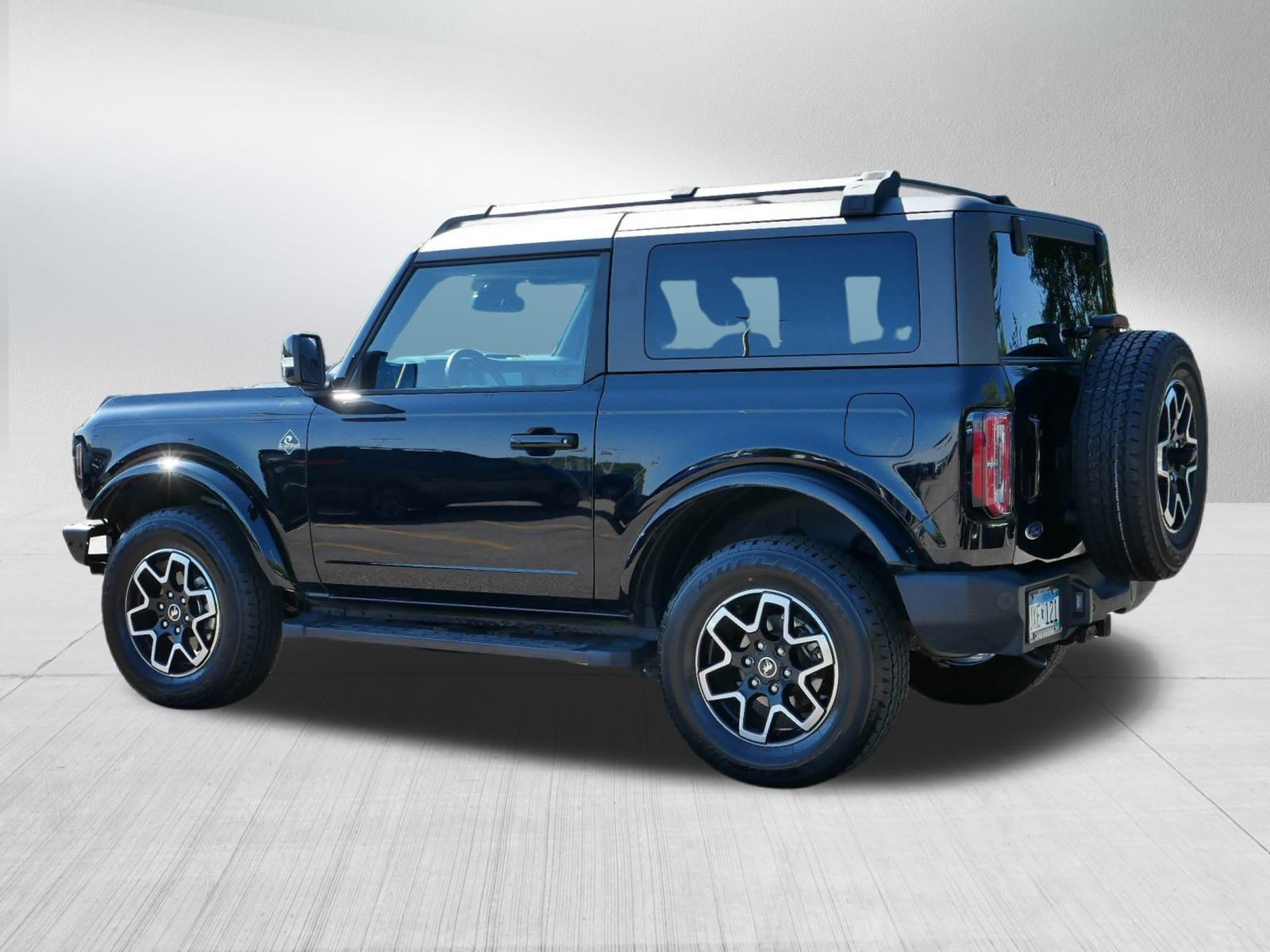 2022 Ford Bronco Outer Banks photo 5