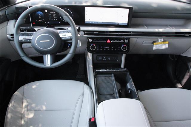 2025 Hyundai Tucson Limited photo 11