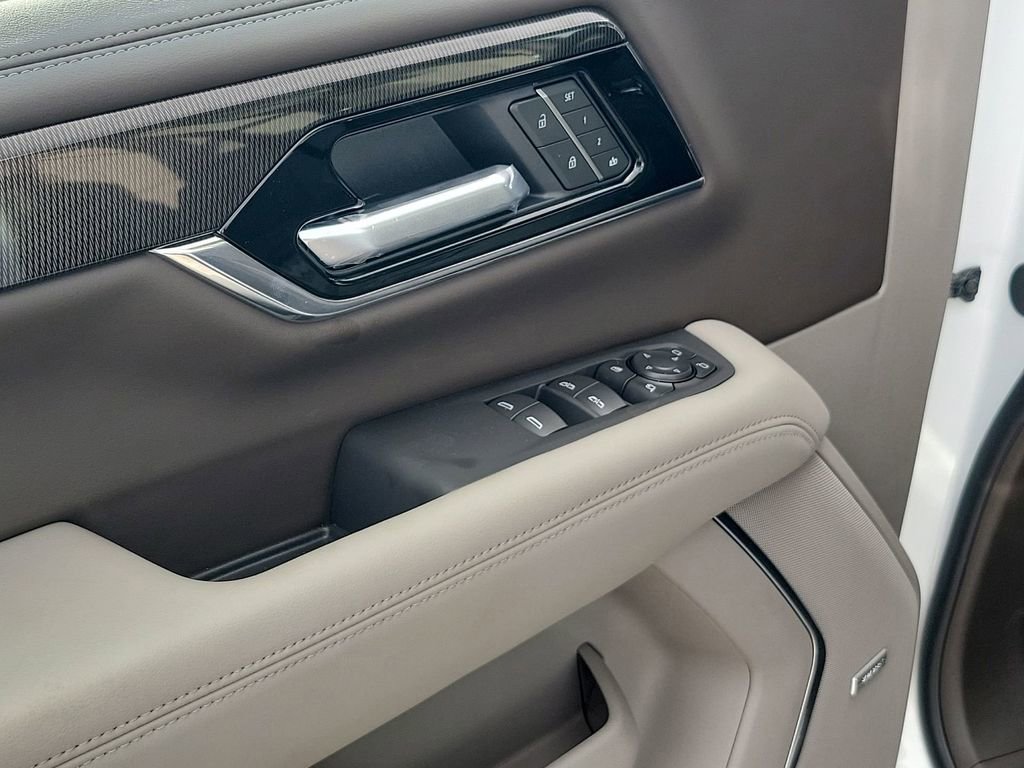 2025 Gmc Yukon XL photo 44