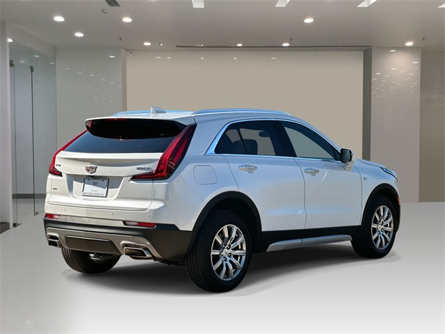 2022 Cadillac XT4 Premium Luxury photo 4