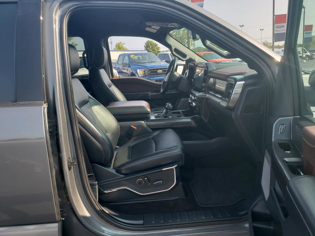 2022 Ford F-150 Lariat photo 14