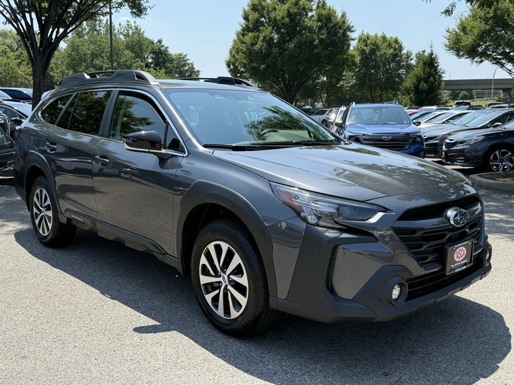 2025 Subaru Outback Premium photo 3